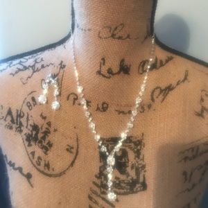 Diamond like drop necklace with matching earrings